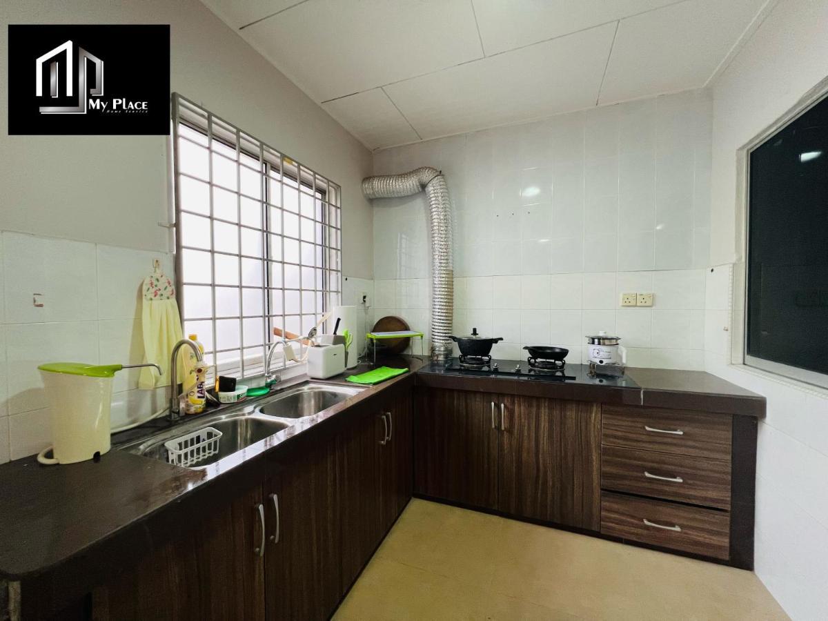 2 Storey 5Br 16Pax Semabok Taman Cheng Ho, 3 By Myplace Malacca Luaran gambar